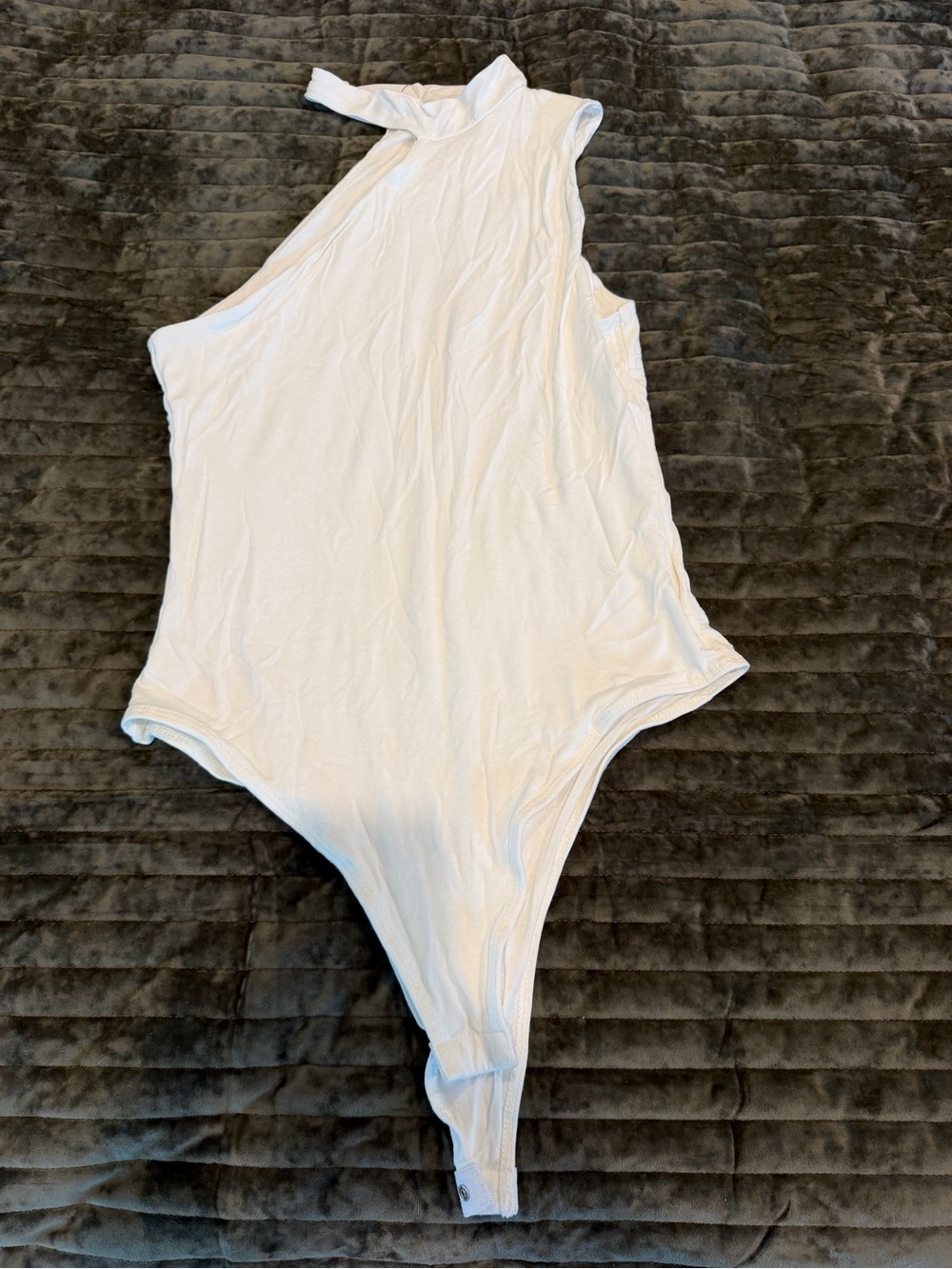 Wasabi + Mint White Mock Neck Sleeveless Bodysuit Size M NWT